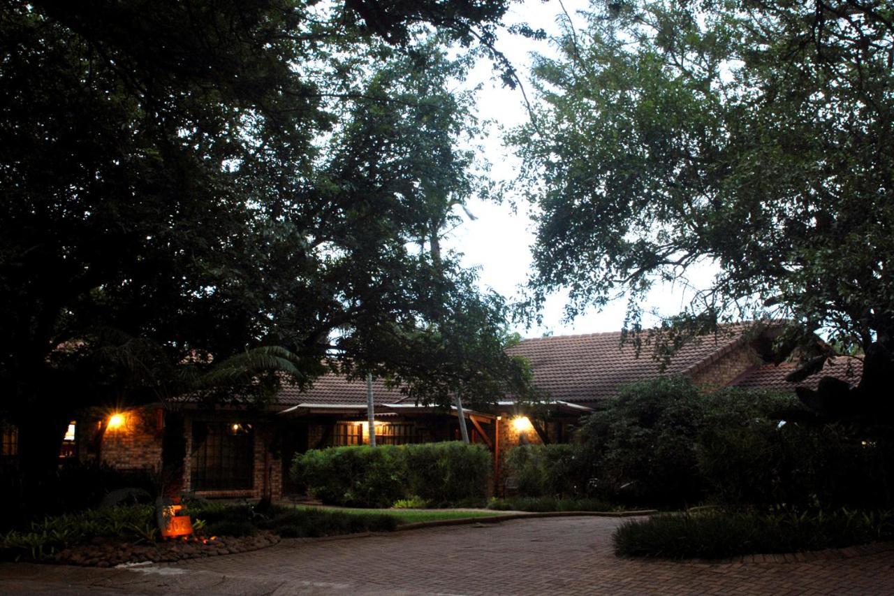 Tamboti House Hotell Malalane Exteriör bild