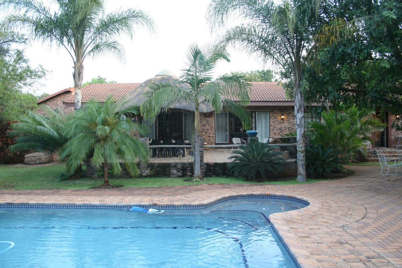 Tamboti House Hotell Malalane Exteriör bild