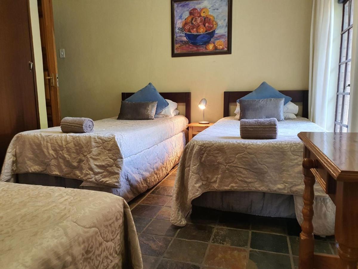 Tamboti House Hotell Malalane Exteriör bild
