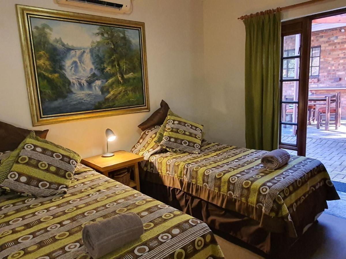 Tamboti House Hotell Malalane Exteriör bild